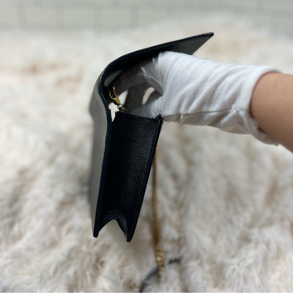 YSL Kate Tassel Wallet on Chain - Picture 4 of 8